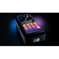 TRAKTOR Kontrol F1 TRAKTOR Kontrol F1